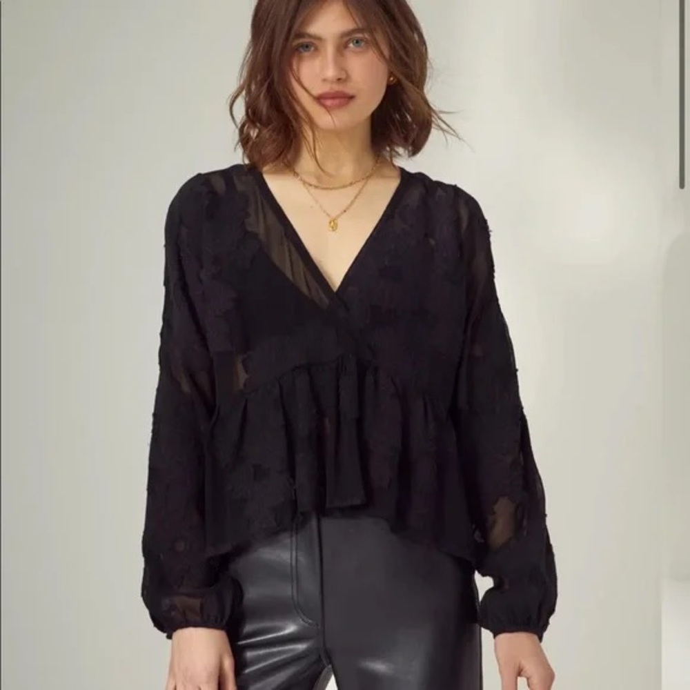 Wilfred Black Sheer V-Neck Peplum Blouse